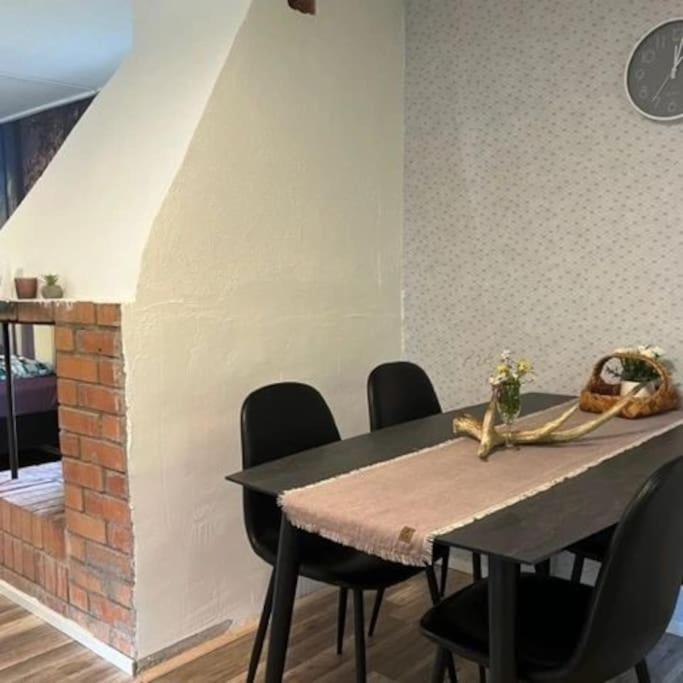Familienfreundliche Farm Stuga Hamra  Bagian luar foto